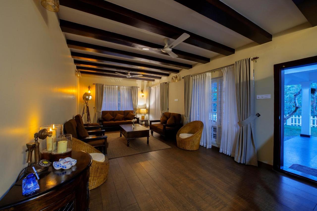 Alencherry Plantation Homestay เทกคาดี ภายนอก รูปภาพ